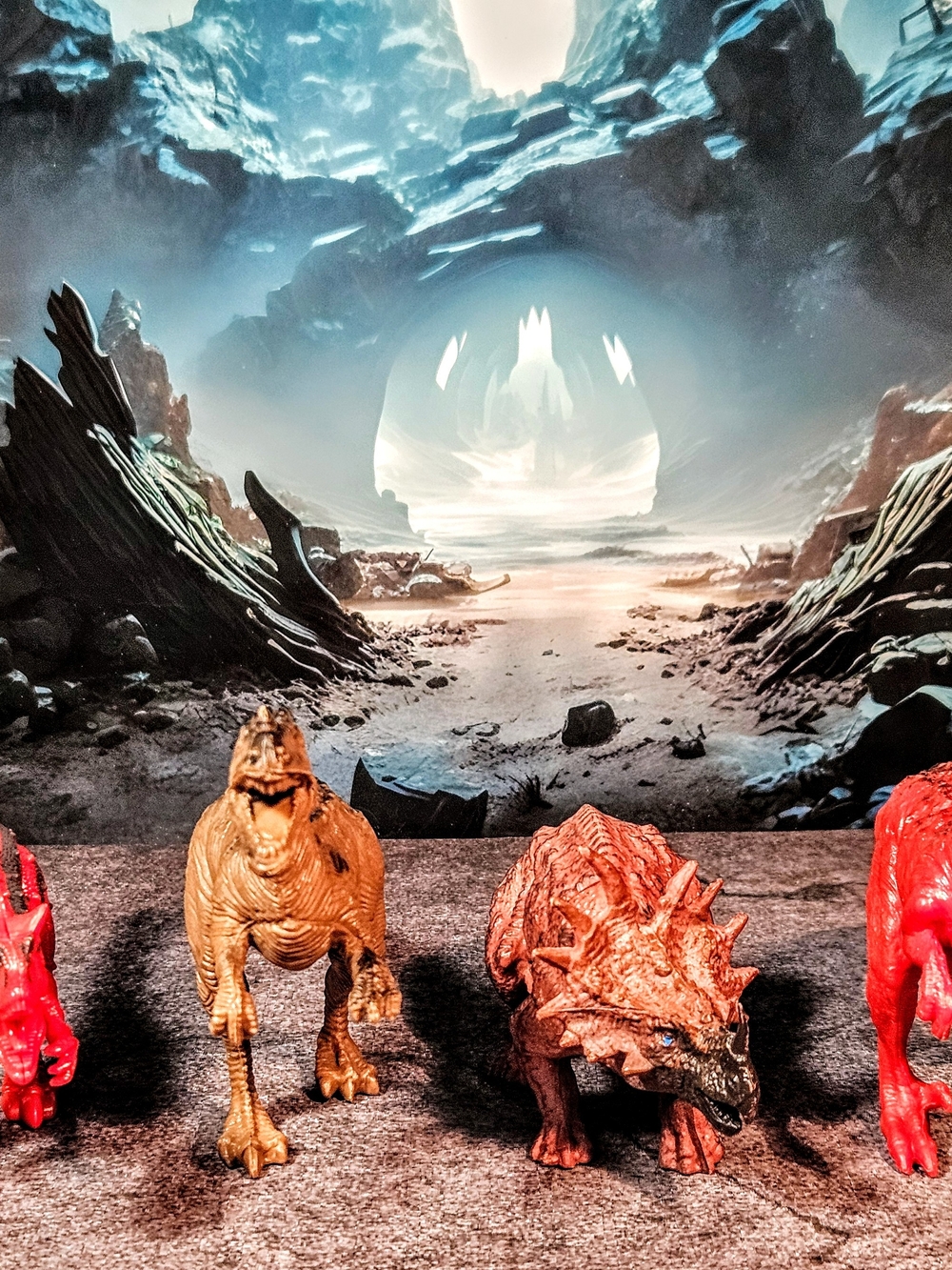 4-Lot Dinosaurs • Mixed Lot • Mixed Species , Mixed Colors